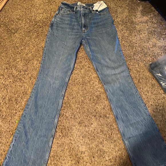 Abercrombie & Fitch Denim - The 70’s Vintage Flare Ultra High Rise
